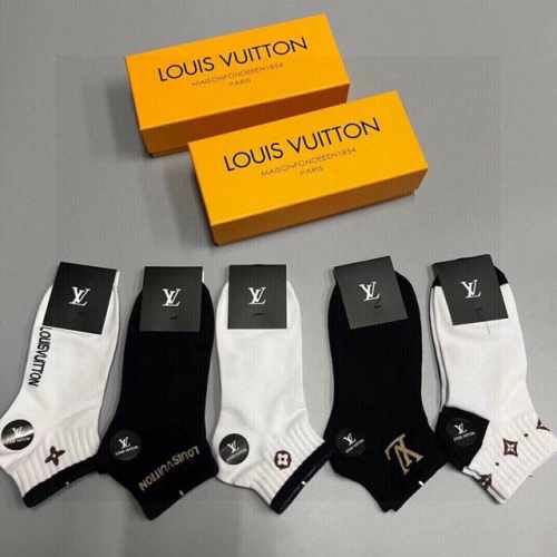 特 Louis Vuitton 路易威登驴家新品男款袜子 一盒五双 提花驴家经典Logo 纯棉材质制造 透气舒适 超级Nice超火爆小单品 大牌出街 潮人必备超