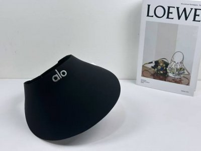 跑量 Alo～新款空顶帽 彩色夏天，无痕一体空顶帽，高级感十足！