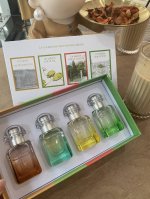 专柜品质 爱马仕花园尼罗河香水4件套Hermes 爱马仕花园尼罗河中样四件套香水30Ml*4支，带喷头套装包含：1尼罗河花园30Ml 香调:花香果2泻湖花园30