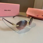 P Miumiu缪缪超A超精致的一款金属小框墨镜带上她你就是街上最 的仔 女孩