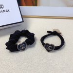 chanel小香 Chanel发圈 爱心滴油Logo皮筋发圈气质百搭小仙女必入单品 宝藏款 闭眼入推荐款 单个