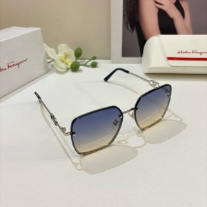 Ferragamo菲拉格慕2025新品 欧美新款男女款方框太阳镜 防紫外线墨镜时尚运动情侣 高端大气 多色可选！