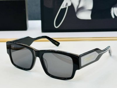 dio* S1F 迪家 Size 55口20-145 春夏款墨镜 搭配镜腿精致烫字配饰 Fd官网款 质量上佳