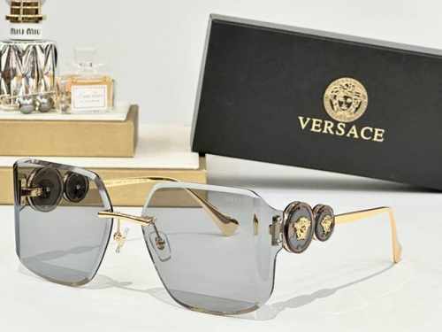 Versace Mod：Ve6781 Size：65口17 145