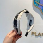配包装 chanel 香奈儿 最新款小香发箍 新品巨显脸小头箍 网红爆款推荐 搭配高端双 Logo 超精致时尚百搭
