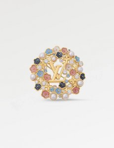 新款原单货Lv 胸针Louis Vuitton 路易威登 胸针专柜一致材质 火爆款出货 设计独特 复古前卫 男神、美女必备。