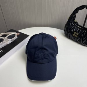 Loro piana 诺悠翩雅 专柜羊毛材质 新款高版本棒球帽 大牌同步 超好搭配 出货
