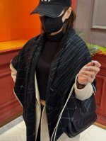升级双面同色 加密面料 上新 140*140台版印花 黑白二色 高级都市新贵！山茶花的再一次邂逅！绝对的气质Chanel Lady高级调调 Chanel所代表的