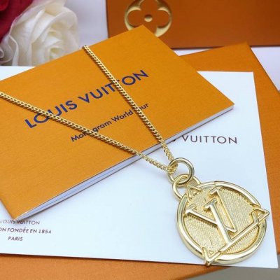 编号Lxl0013 Lv*最新款圆形项链 一致Zp黄铜材质