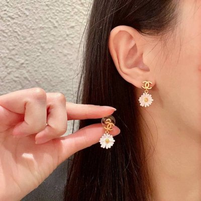 香奈儿山茶花双C耳环