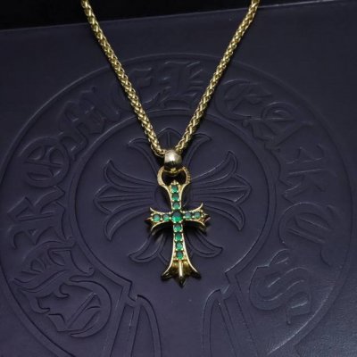 爆款推荐］ 克罗心黄金色项链，帅爆了最新款克罗心项链 造型不同的花纹设计风格 呈现出与众不同 十字架 童军花是克罗心的标志所以更经久不衰 正品打版Chrome