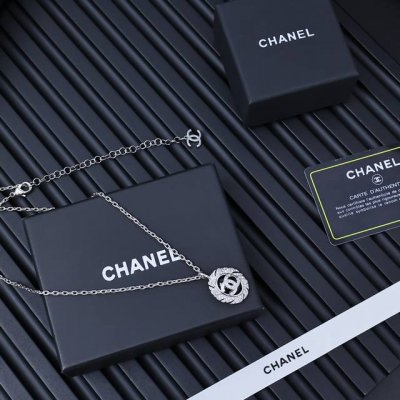 Chanel25S 满钻椭圆羽毛项链 香奈儿高珠即视感 妥妥的千金风 贵气的很~银色 璀璨夺目 超闪 好高贵