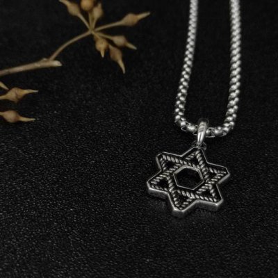 david Yurman 大卫之星项链。链条粗3Mm，长度50+5Cm或长度60+5Cm延迟链 编号Dyxl-038