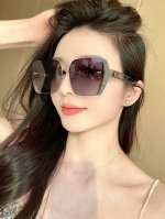 Dior-迪奥 2025开春新款 潮流爆款 时尚方框太阳镜 高品质 佩戴舒适 网红潮款墨镜 型号：D7230