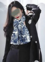 新款 迪奥双面同色 动物丛林 2024最流行的花型 太美了下手一定要快[嘴唇]四季都可以用真心美的让人非常非上身效果简直美翻了 品质非常完美整个围巾给人气场的同