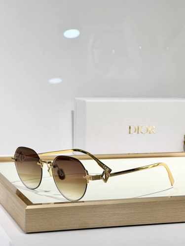 Dior Mod：Cd Diamond R5U Size：50口19 145