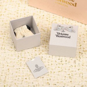 我们出品 量大咨询客Fu Viviennewestwood 绝美土星耳钉 银色 金色 Z包装没做 所以配Am包装 重磅推荐 一定要项链手链耳钉整套入 闭眼入准没