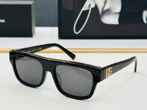 官网款 Dolce&Gabban*Dg4455 Size：56口18-145 新颖独特K美艳绝伦
