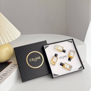 专柜品质 赛琳香水小样四件套 4*10Ml 超级可爱漂亮 非常好携带 夜未央 香调 古蓬香脂 白鸢尾 广藿香 烟草 树苔 香草 麝香 章显 celine par