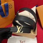 男士休闲腰带 宽度3.5Cm 一面进口荔枝纹搭配柔软小牛皮 搭配新型字母搭扣 双面用 代购版本 顶级170