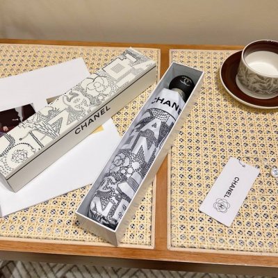 Chanel 香奈儿 新款三折自动折叠晴雨伞 做工精细 气质 时尚 炒鸡好看 防紫外线 人手必备