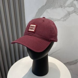 miumiu新款素色棒球帽 当下爆热的色系-街头感十足 潮流百搭 小红书种草 毒药 get上你们的男朋友 一起Cool