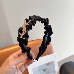 配包装 圣罗兰 新款潮流高级感褶皱发箍，简约百搭头箍，潮女必备品，超级的高大上！
