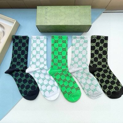 配包装 一盒五双 Gucci 古奇网红爆款出货~G家新品专柜对版袜子纯棉材质织造，超级柔软舒适，罗口经典金线双G，超级抢眼，Ins超火爆小单品，大牌出街，潮人必