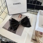 配包装盒 dior 迪奥 新款D家弹簧夹 时尚百搭 简单实用 超级好看 小仙女必备
