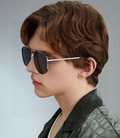 Gucci 男款炫彩飞行员偏光太阳镜 材质：高清尼龙加厚卡槽高清偏光镜片 无边框镜架颜型号：G31809