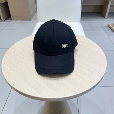 Dior迪奥 新款走量简约棒球帽，新款出货，大牌款超好搭配，赶紧入手！