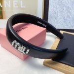 miumiu缪缪 miumiu发箍 羊皮简约轻奢风发箍气质百搭小仙女必入单品名媛风十足 宝藏款 闭眼入推荐款 单个