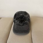 p70 普拉达 Prada 新品经典棒球帽 代购版本！时尚潮流，高端做工！非一般的品质，细节看实拍哦
