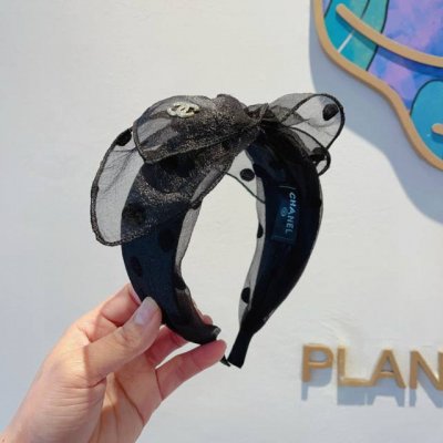 配包装 chanel 香奈儿 最新款小香大蝴蝶结波点洋气发箍 复古气质网纱头箍 网红爆款推荐 搭配高端材质 超精致 时尚百搭