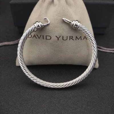 david Yurman 5Mm银色钩头手镯。建议适合佩戴的手围15-19Cm 编号Dysz-115