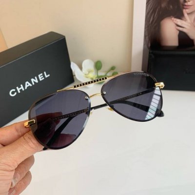Chanel香奈儿 网红爆款蛤蟆框眼镜 时尚男女款墨镜 修饰显瘦防紫外线太阳镜！