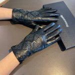 批160 2024克罗心新款方块满天星独家首发触屏手套 【原单品质】官网同步女士新款高档羊皮手套女神首选 不可错过百分百选用进口羊皮 皮质细腻柔软 认准进口羊皮