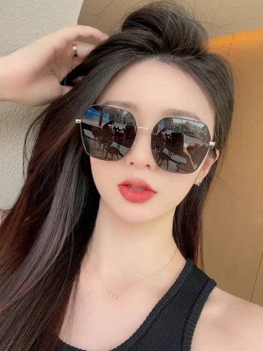 gucci-偏光太阳镜 2025开春新款 潮流爆款 时尚圆框偏光太阳镜 高品质 佩戴舒适 网红潮款墨镜 女士高清偏光太阳镜 高品质Tr镜框 型号：G1639
