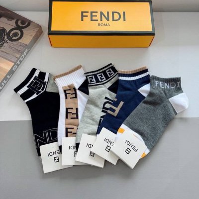 配包装 一盒5双 fendi 芬迪 字母双 爆款船袜 袜子 实用好穿 柔软透气 时尚百搭款 大牌出街