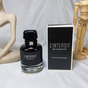 高品质/130 纪梵希黑瓶禁忌浓情版浓香水80Ml 纪梵希L'intenrdit Edp Intense 前调:黑胡椒 中调:晚香玉、芝麻, 尾调:香根草、广藿