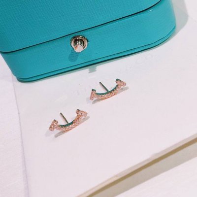 精工版本蒂芙尼 Tiffany Co. 笑脸 双T 耳钉无钻款 出货！高级定制 &925纯银电镀K金层 媲美真钻石
