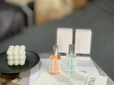 专柜品质 ateliercologne欧珑的春夏三重香气体验 30Ml 1Orange Sanguine 赤霞橘光 可是说是最有人气 好闻的血橙味儿喷涌而出 带