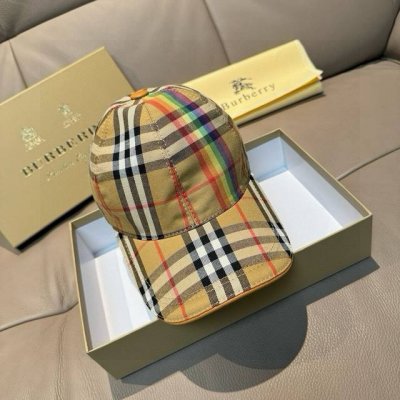批80 burberry（巴宝莉）原单棒球帽， 专柜热卖款，经典格子，1:1开模订制，帆布面料，纯棉内里，轻盈透气。完美版型，对格精准无误，头层牛皮特制调节扣，