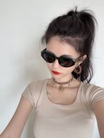 Gucci 2025开春新款 潮流爆款 时尚方框太阳镜 高品质 佩戴舒适 网红潮款墨镜 型号：G8231