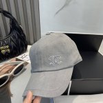 特批 Chanel 香奈儿 专柜新款原单洗水牛仔棒球帽，1:1开模订制，立体Logo精致无暇！原厂品质，独家实物拍摄