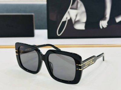 Dio* S1I 迪家 Size：53口18-140 春夏款墨镜 搭配镜腿精致烫字配饰 B官网款 质量上佳