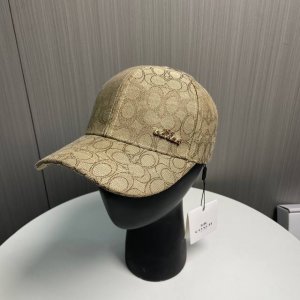 coach蔻驰新款棒球帽 这款棒球帽真的百搭不过时 性价比也很高 美到逆袭