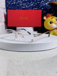 P100 Cartier 卡地亚 2025新款豹子图案 时尚高贵 很美手工高端品质 男女通用太阳眼镜 经典之作 有分量有质感的一款太阳镜 电镀抛光都非常细致