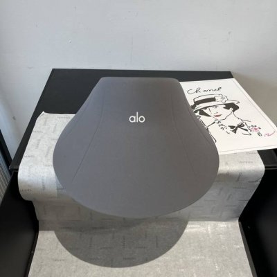 潮牌Alo新款鸭舌空顶
