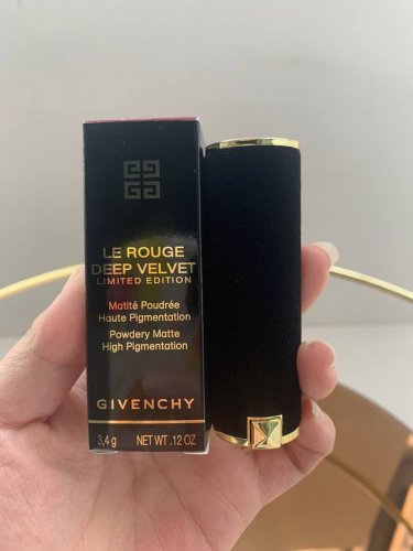 高端品质 纪梵希小羊皮黑丝绒口红！色号：37#，501#。